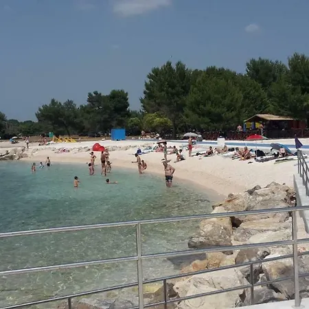 Apartament Nora Stinjan Pula