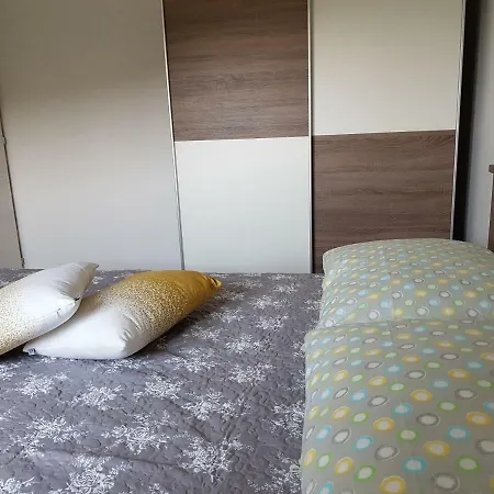 Apartment Nora Stinjan Pula