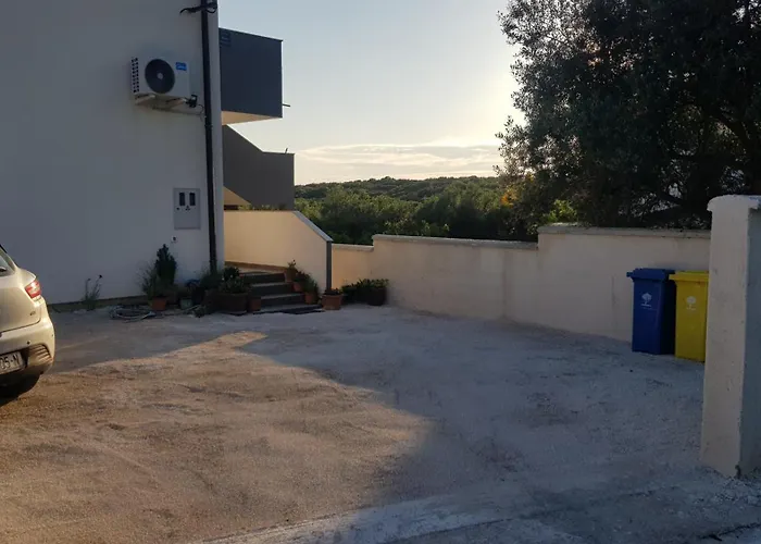 Appartement Nora Stinjan *