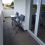 Nora Stinjan Apartment