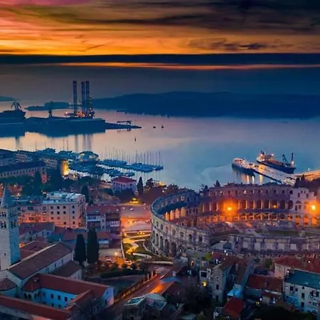 Appartamento Nora Stinjan Pola