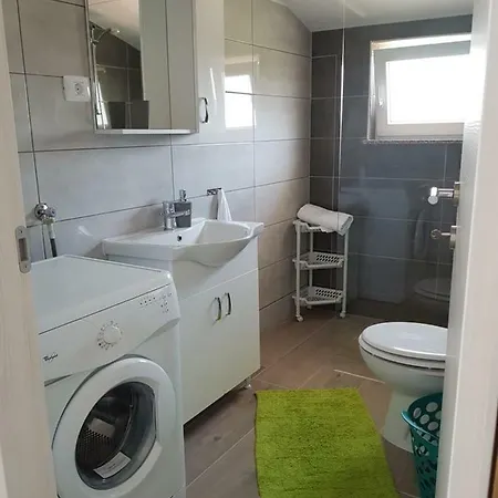 Apartmán Nora Stinjan