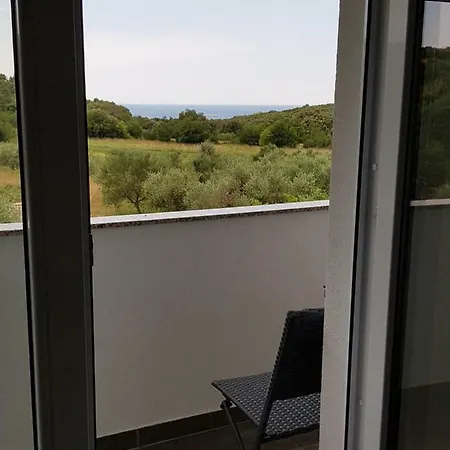 Apartmán Nora Stinjan