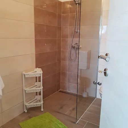 Apartmán Nora Stinjan *
