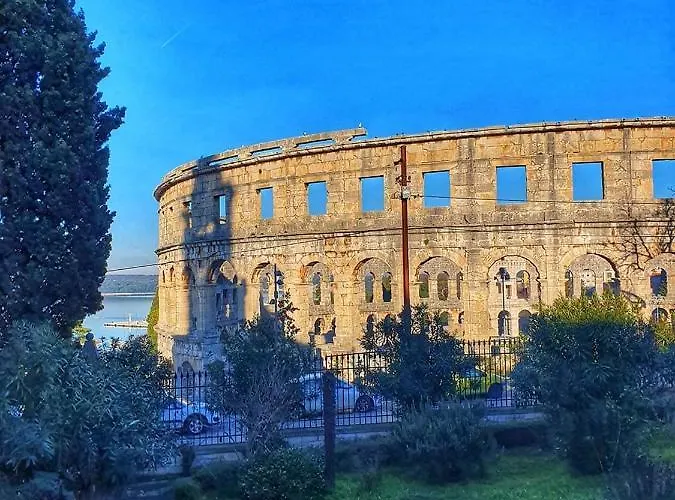 Apartment Nora Stinjan *