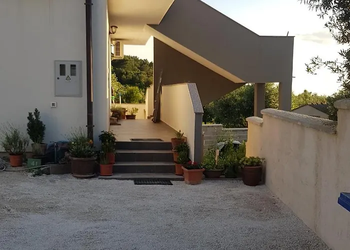 Nora Stinjan Apartment *