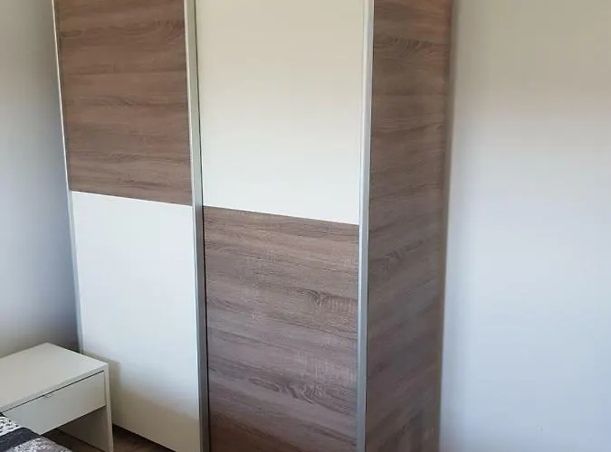 Nora Stinjan Apartment Pula