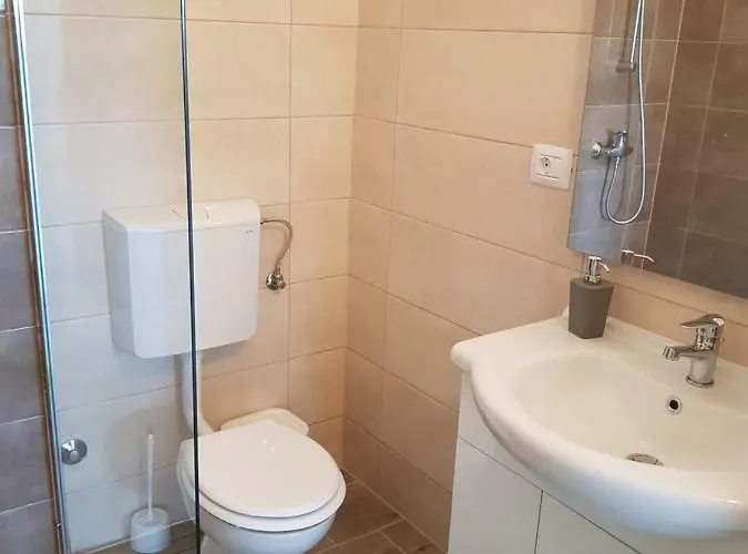 Apartment Nora Stinjan *