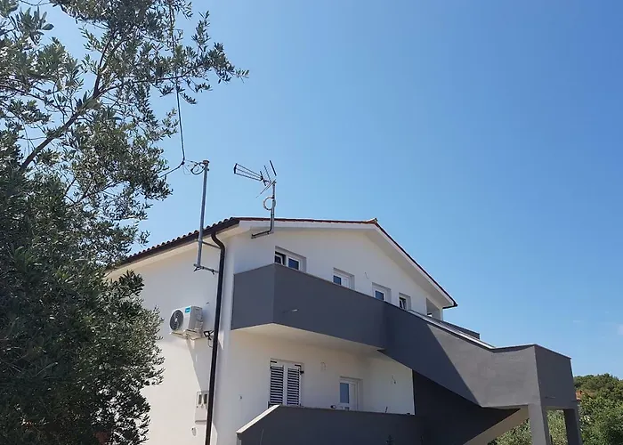 Apartment Nora Stinjan Pula