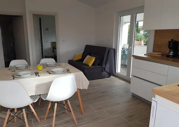 Apartment Nora Stinjan Pula